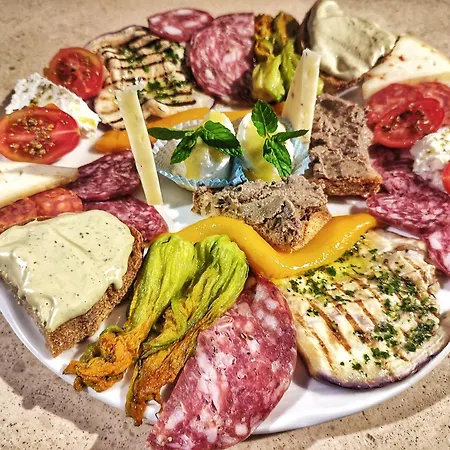 Podere Santa Rita * מונטסקודאיו