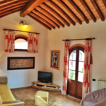 Agriturismo Podere Santa Rita Farm stay *